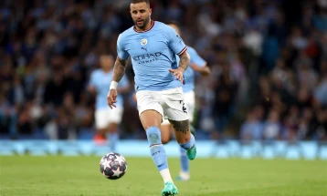 Мојс го одобри трансферот на Вокер во Евертон