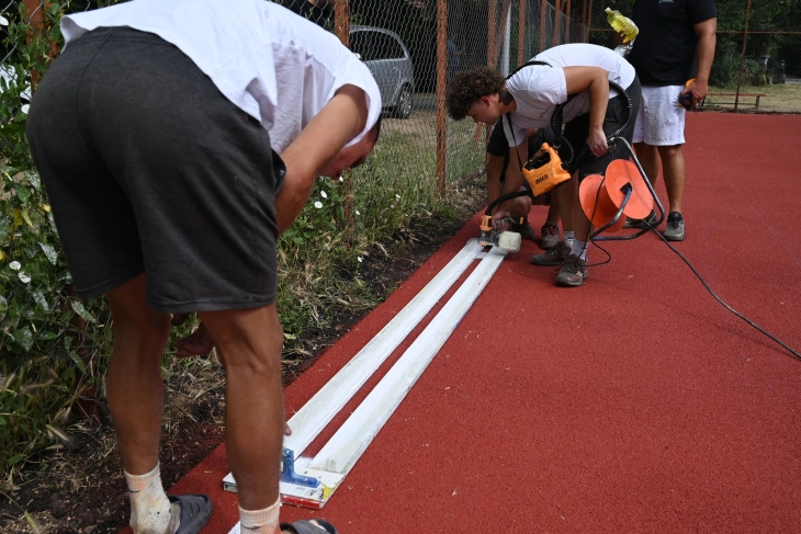 Стефковски: Започнавме со изградба на нови осум спортски терени