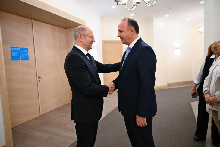 Speaker Gashi meets energy and foreign ministers in Azerbaijan