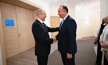 Speaker Gashi meets energy and foreign ministers in Azerbaijan