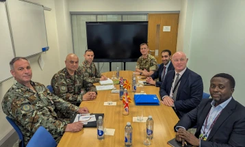 Генерал Лафчиски учествува на Конференција за копнено војување во Лондон