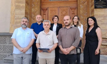 Бошњачкиот сојуз поднесе иницијатива за додавање на геноцидот во Сребреница во Кривичниот законик