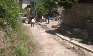 Во Штип се реконструира улицата „Првомајска“