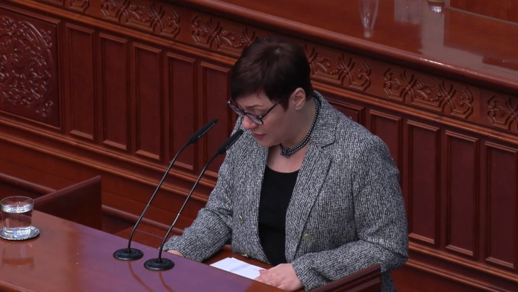 Dimitrieska-Koçoska: Siguruam 600 milionë denarë mjete shtesë për investime në zhvillimin lokal dhe zbatimin e projekteve komunale