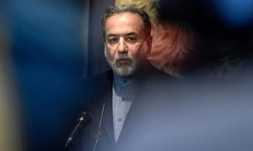 Арагчи: Иран останува посветен на дипломатијата, но ќе продолжи да дејствува во самоодбрана