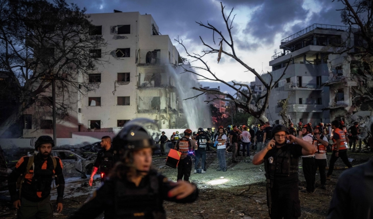Shpërthime të fuqishme në rajonet e Jerusalemit dhe Tel-Avivit