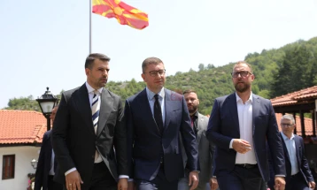 Mickoski: Po rinovohen 15 dhe po ndërtohen 11 kopshte për mbi 2600 fëmijë