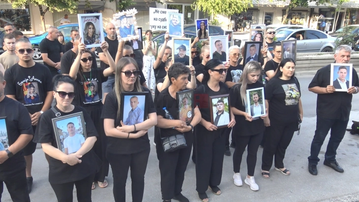 Во Кочани се одржува средба на родителите на починатите во „Пулс“ со обвинителите