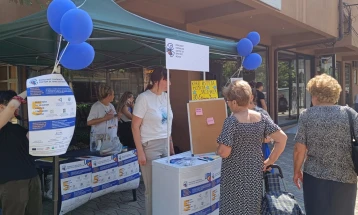 Патувачки караван „Информирани граѓани за ЕУ“ се одржа во Тетово, граѓаните оставија пораки што значи ЕУ за нив