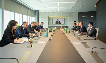 Speaker Gashi meets Azerbaijan's Economy Minister Jabbarov, discuss opportunities for cooperation in energy sector