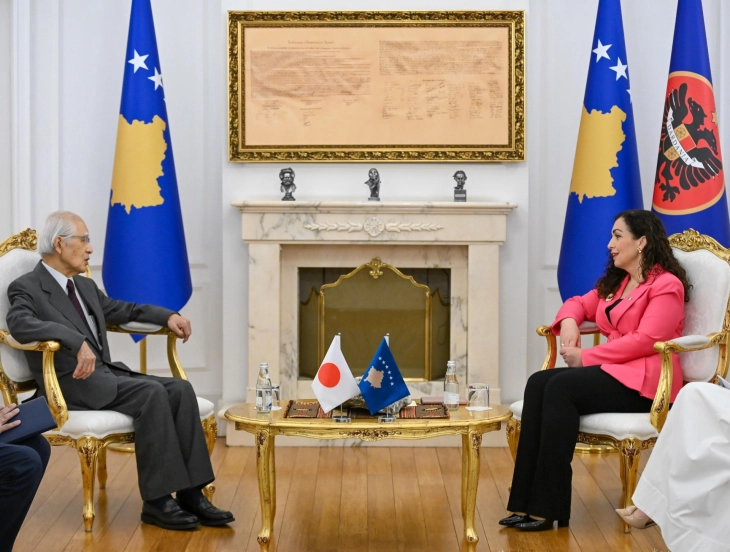 Presidentja e Kosovës, Vjosa Osmani në takim me profesorin Hisashi Ovada, ish-kryetar i Gjykatës Ndërkombëtare të Drejtësisë