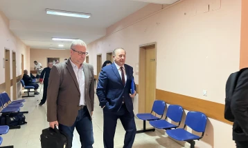 Merko sot do ta dëgjojë aktgjykimin rreth lëndës për emërimin e drejtorëve në shkolla në tre fshtara të Strugës