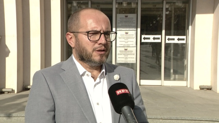 Hajrullahi për MIA-n: Arsyeja e vetme për sulmet kundër meje janë bonuset e PSP-së