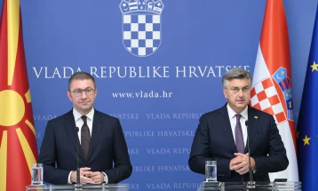 Пленковиќ со поддршка до Мицкоски за евроинтеграциите на земјава