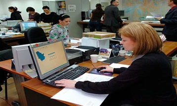 Конференција по повод Денот на јавните службеници и јавните служби (во живо)