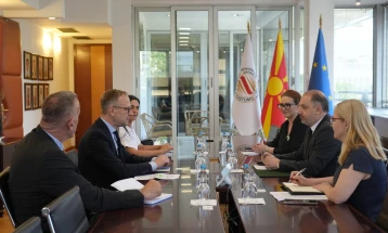 Customs Administration head Nikolovski meets OSCE Ambassador Wahl