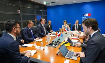 Nikollovski në takim me 11 kompani më të mëdha franceze: I kemi kushtet më të mira për investim