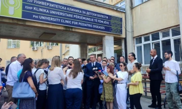 Mickoski: Ligji për përfaqësim të drejtë siguron profesionalizëm dhe kompetencë të të gjithë qytetarëve në Maqedoni