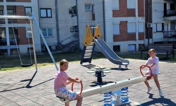 Детскиот парк на „Партизанска“ во Берово доби нови реквизити