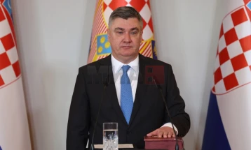 Милановиќ во Хаг: Гледам што е во интерес на Хрватска