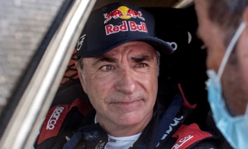 Карлос Саинц ја повлече кандидатурата за претседател на ФИА