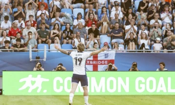 Фудбалерите на Англија и Германија во финалето на ЕП до 21 година