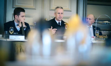 Ministri Mucunski në Hagë mori pjesë në aktivitetin kushtuar analizës së vendimeve kryesore të marra në Samitin e NATO-s