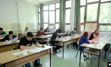 Janevska: Nga 75 nxënës të shkëlqyer të cilët e kanë kaluar provimin pranues në 