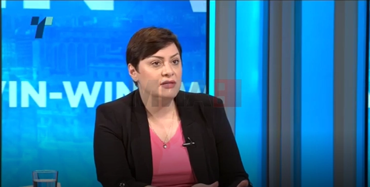 Dimitrieska-Koçoska: Sfidë e madhe është të ndahen pesë për qind për mbrojtjen, por si anëtare e NATO-s kemi detyrime që duhet t'i përmbushim