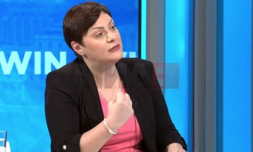 Ministrja e Financave pohon se Ministria nuk ka pasur komunikim me asnjë bankë për hekurudhën nga Korridori 10