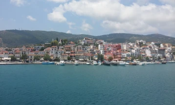 Солун и островите Скијатос, Скопелос и Алонисос се поврзаа со бродска линија