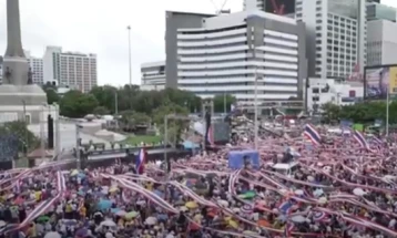 Протести во Тајланд, граѓаните бараат оставка од премиерот