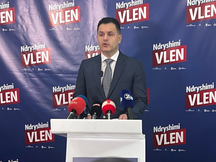 Сејдиу од Влен: Поделбата на „резиденти“ и „нерезиденти“ имаше за цел да ги исклучи од пресметката илјадниците Албанци од дијаспората