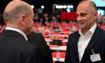 Филипче од Берлин: Благодарност до Шолц за поддршката од Германија за заштита на македонскиот јазик и идентитет, Извештајот на ЕП во фокус на средбите со претставници на социјадемократските партии во Европа