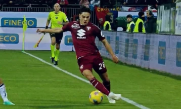 Милан го обезбеди своето прво летно засилување