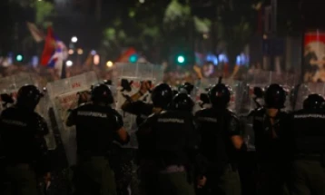 Several protesters, police officers injured after student demonstration in Belgrade