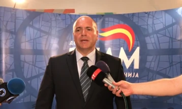 Димитриевски: Никогаш нема да прифатиме промена на Уставот доколку не се направи јасна дистинкција на македонскиот јазик