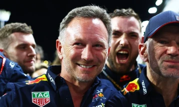 Кристијан Хорнер ги отфрли тврдењата на Џорџ Расел дека Макс Верстапен е во преговори со Мерцедес