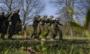 Волстрит џурнал: Руските сили ја преминаа украинската граница и напредуваат кон Суми