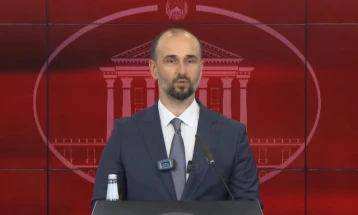 Прес-конференција на министерот за европски прашања Муртезани (во живо)