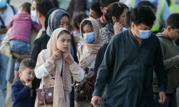 Иранските власти спроведуваат масовна репатријација на илегални бегалци