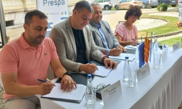 Во Ресен потпишан Меморандум за реализација на програма за одржлив туризам во Преспа