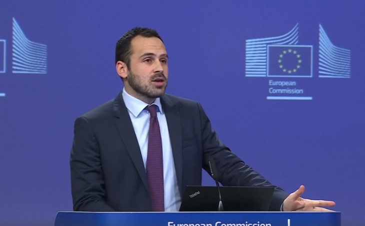 Мерсие: ЕУ очекува веродостојна истрага за прекумерната употреба на полициска сила на протестите во Србија 