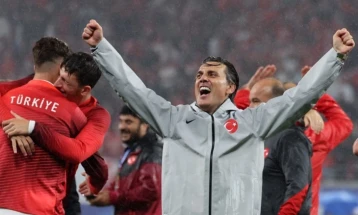 Монтела останува турски селектор до 2028