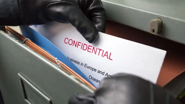 Осомничен ирански шпион уапсен во Данска