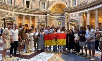 Studentët e Fakultetit të Shkencave të Zbatuara realizuan vizitë studimore në Romë
