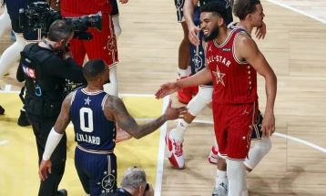 Милвоки го отпушти Лилард