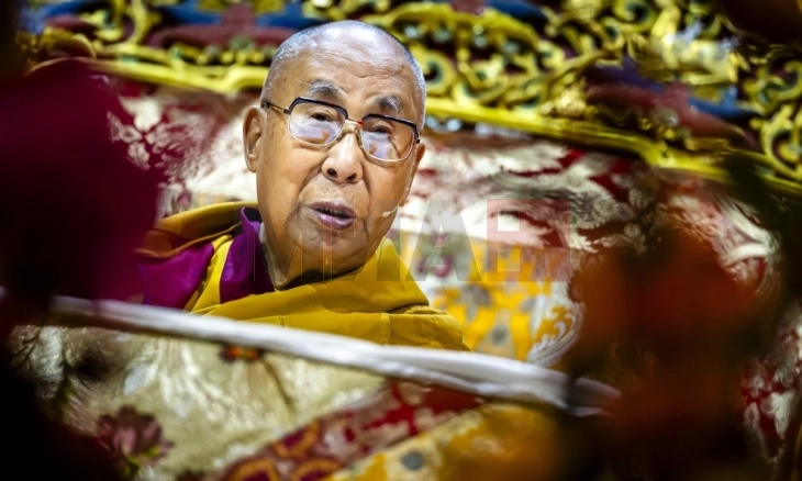 Dalaj Lama konfirmoi se pas vdekjes së tij do të emërohet pasardhës