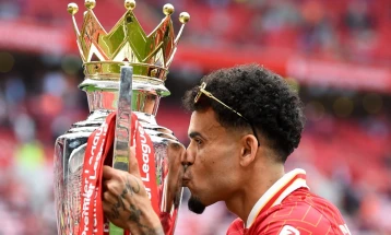 Ливерпул ја одби понудата од Баерн за Луис Дијаз