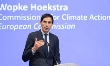 Hukstra: Ballafaqimi me ndryshimet klimatike nuk është një meny dëshirash, duhet të përmbushet gjithçka që është në të 